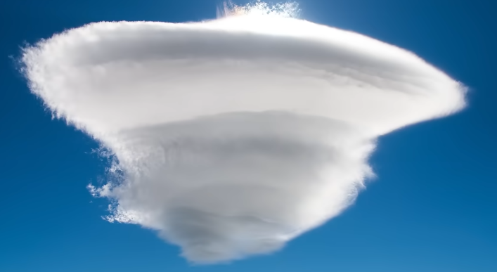 Lenticular clouds